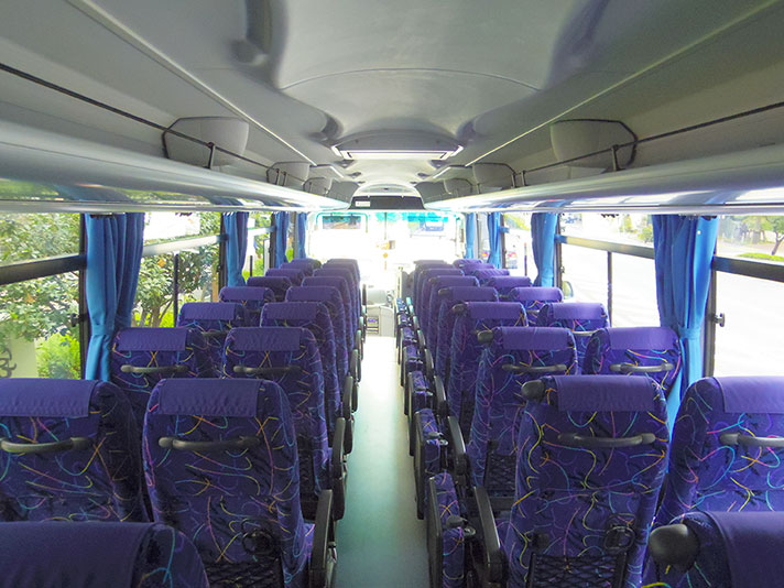 華光バス 後部座席